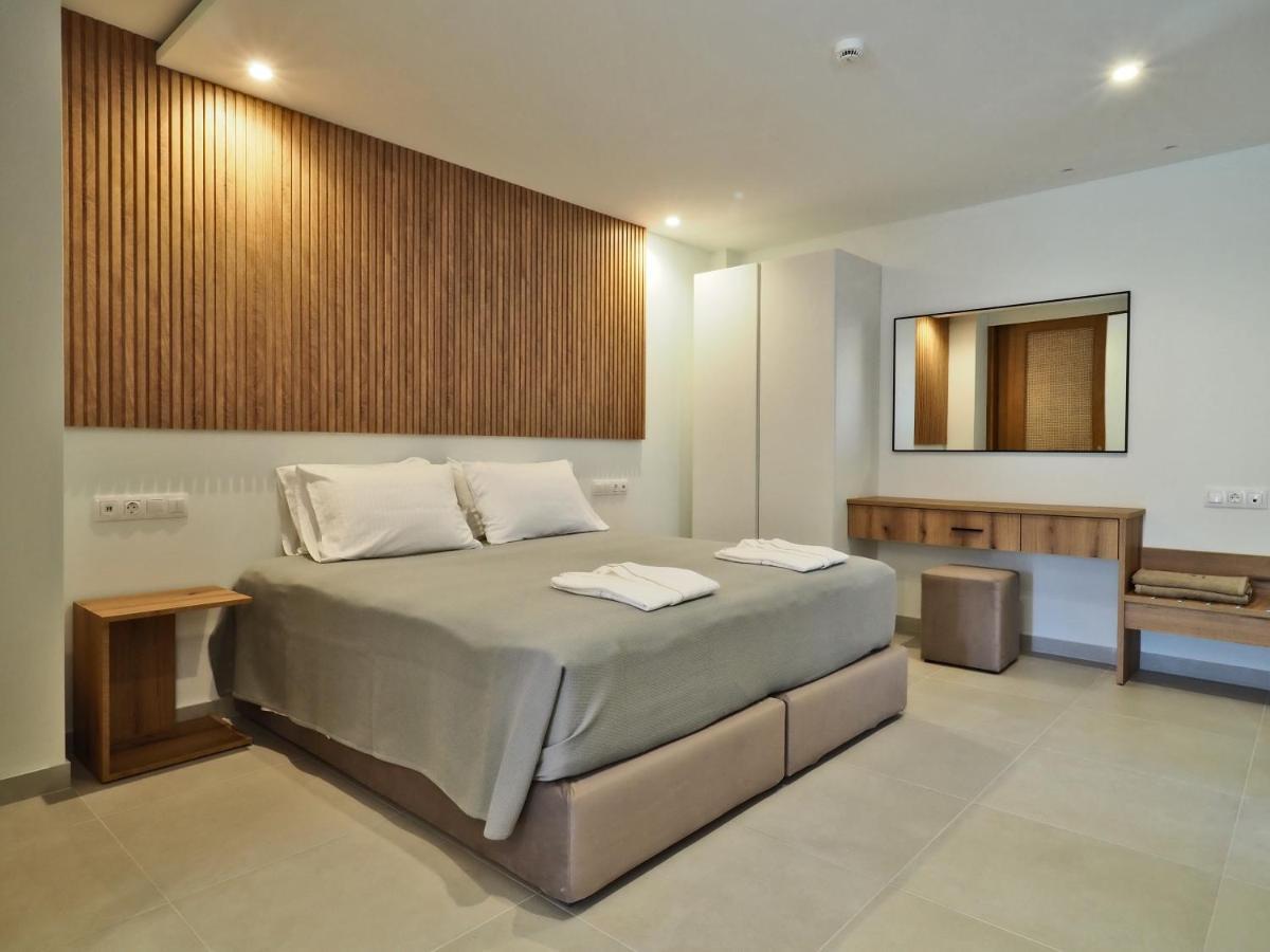 Hotel Athina Agios Stefanos Avliotes  Eksteriør billede
