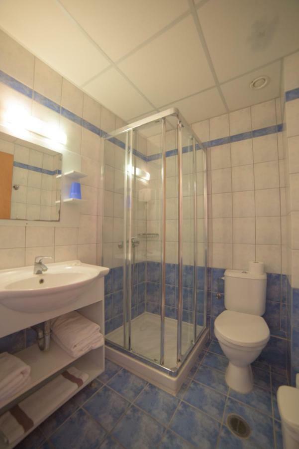 Hotel Athina Agios Stefanos Avliotes  Eksteriør billede